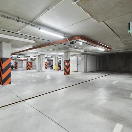Апартаменты Futuria Maslicka With Free Garage By Renters